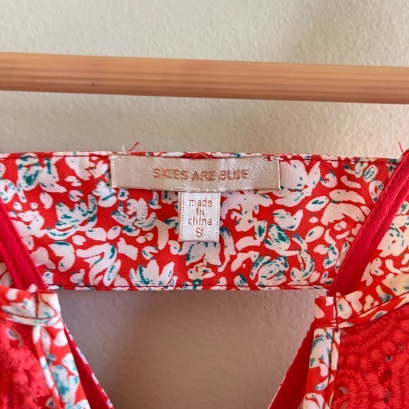 Stitch Fix Skies are Blue Gabino Crochet Lace Detail Tank Top Floral Print Sz S - Picture 2 of 4